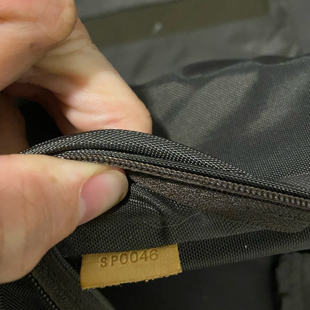 Louis Vuitton suitcase - Picture 8 of 8